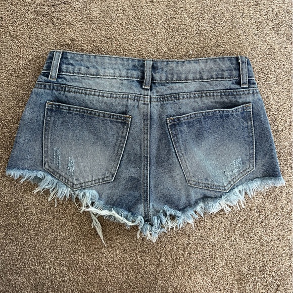 Edited Denim Shorts - Picture 3 of 4